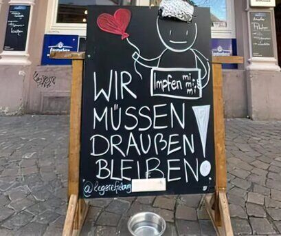Ein Cafe bezeichnet Ungespritze als Hunde